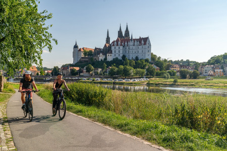 Nationalparks, Metropolen und Weltkultur: 30 Jahre Elberadweg